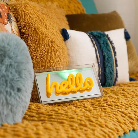 Sunny By Leslodgespa - Moderne Et Colore, Proche De Bale Et De L'aeroport *